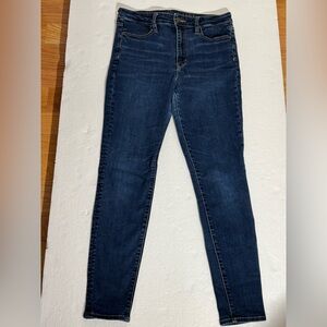 Women’s American Eagle jeans
